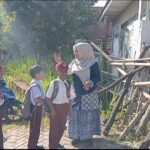 SDN Kuranji Kota Serang Disegel saat Hari Pertama Sekolah