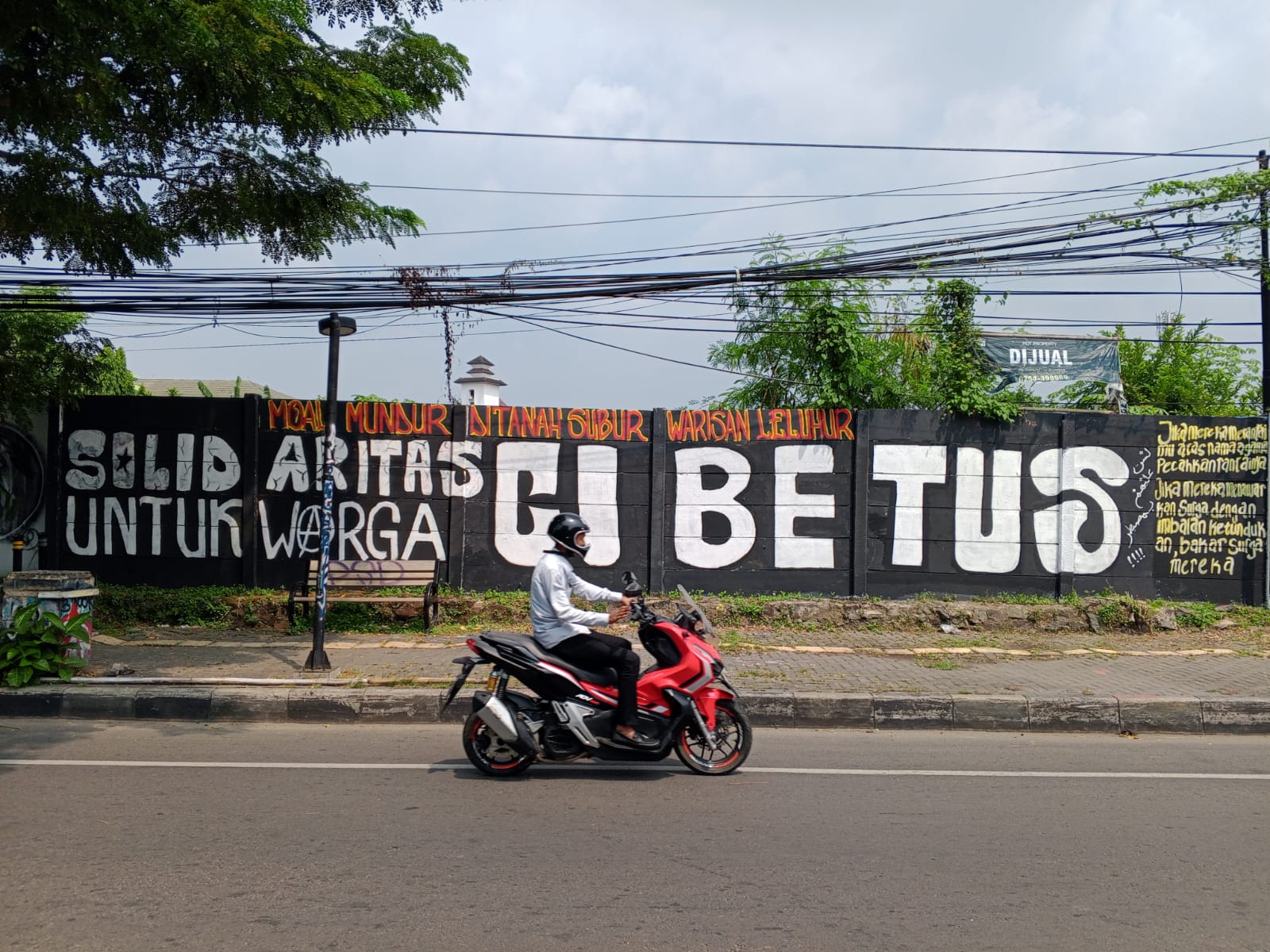 Mural Perlawanan Cibetus Hiasi Dinding Kota Serang