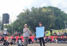 Luka yang Terlupakan pada Tubuh Perempuan di Balik Peristiwa Rasial 1998